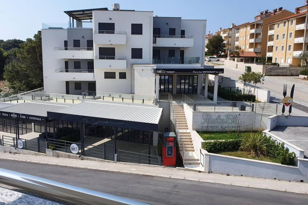 Apartment Alexandra Premantura Kültér fotó